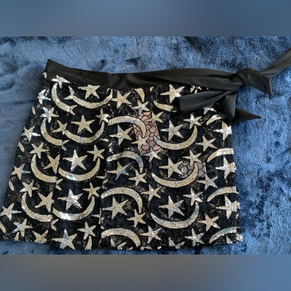 *NWT Beginning Boutique Shania Black and Silver Star Skirt SIZE L - Picture 9 of 9
